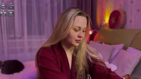 Estella online show from 05/11/26, 04:59