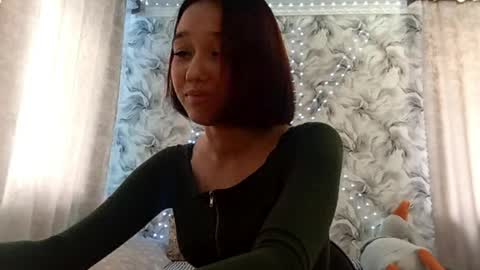estellekirbo online show from 04/04/26, 12:57