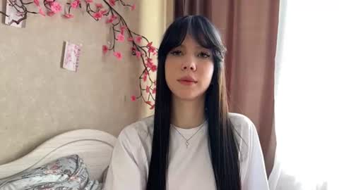 estellezdebski online show from 06/26/26, 08:41