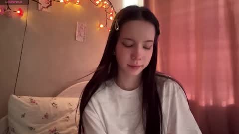 estellezdebski online show from 07/15/26, 01:16