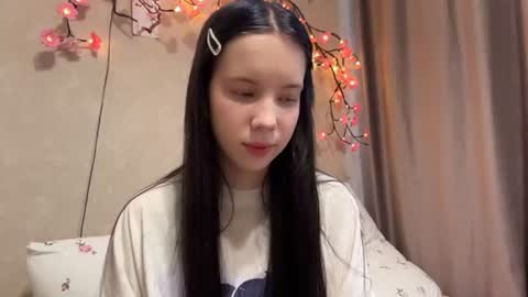 estellezdebski online show from 07/16/26, 01:17