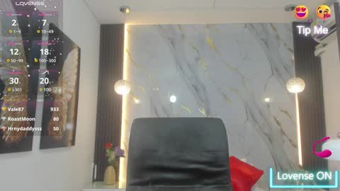 Snapshot of estephany_doll chatting on 02/03/25, 05:35 Estephany online show from 02/03/25, 05:35