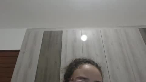 Snapshot of esteralcantara chatting on 04/05/26, 10:51 esteralcantara online show from 04/05/26, 10:51