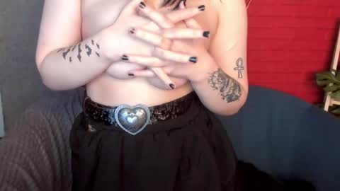 Ester  online show from 03/31/26, 04:07