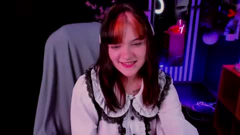 Ester  online show from 05/19/26, 09:10