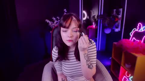 Ester  online show from 05/22/26, 09:09