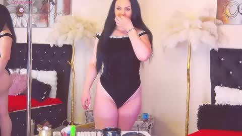 Esthera   online show from 05/27/26, 04:31