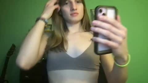 Esther Grey online show from 01/25/25, 02:15