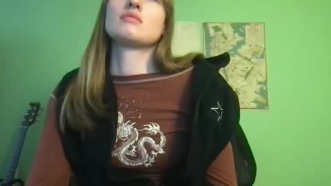 Esther Grey online show from 02/20/25, 10:37