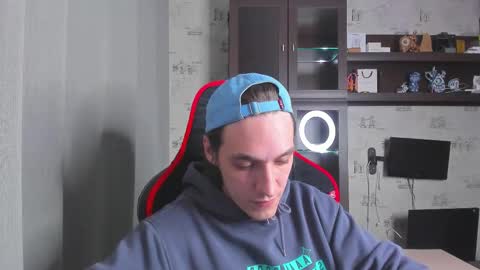 LOUIS online show from 10/29/25, 06:20