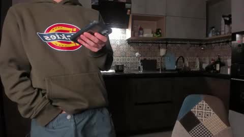 LOUIS online show from 01/15/26, 10:13