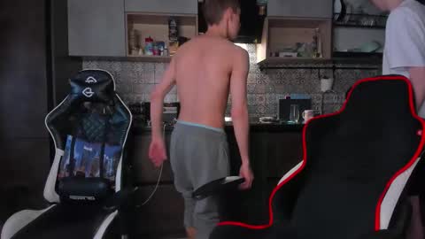 LOUIS online show from 02/05/26, 11:15