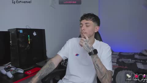 estivenvel online show from 03/11/26, 11:44