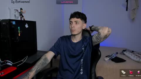 estivenvel online show from 03/18/26, 02:53