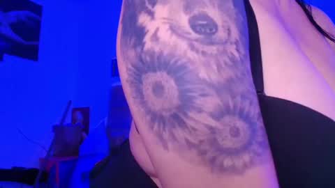 Estrella online show from 09/12/25, 11:54