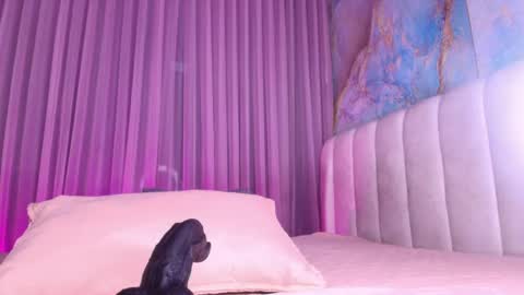 Snapshot of estrella_hanks_ chatting on 06/07/26, 11:58 Estrella online show from 06/07/26, 11:58
