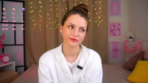 Anna  online show from 03/15/26, 08:15