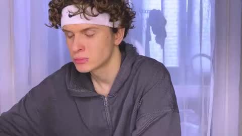 Alex online show from 03/26/26, 09:48