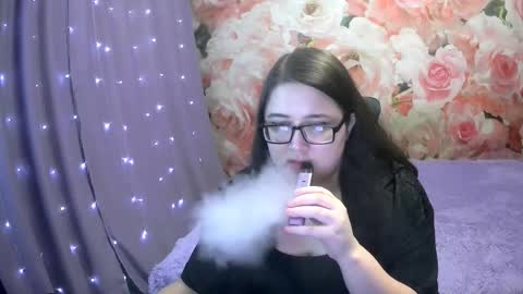 Snapshot of eternal_eighth chatting on 10/22/25, 10:09 Didi online show from 10/22/25, 10:09