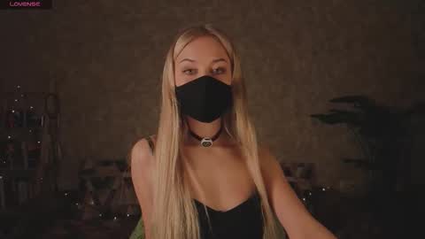 Sophia online show from 03/26/26, 10:15