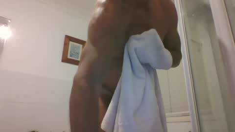 Snapshot of etextratestacle chatting on 02/18/25, 05:21 ET online show from 02/18/25, 05:21