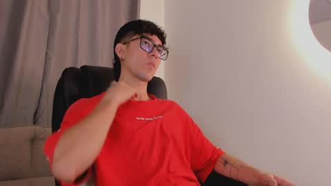 etham_wolf1 online show from 04/14/26, 05:30