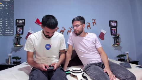 Snapshot of ethan_adam chatting on 12/07/24, 01:58 ADAM TAYLOR ETHAN CAMBAL INDEPENDENT MODELS online show from 12/07/24, 01:58