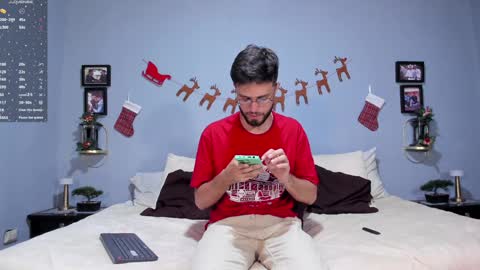 Snapshot of ethan_adam chatting on 12/12/24, 09:26 ADAM TAYLOR ETHAN CAMBAL INDEPENDENT MODELS online show from 12/12/24, 09:26