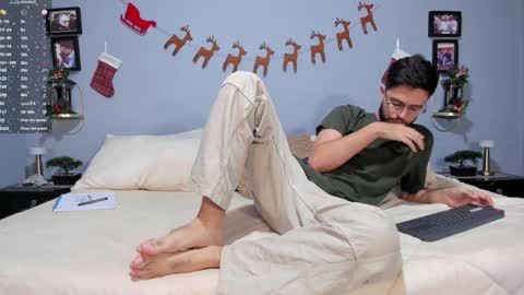 Snapshot of ethan_adam chatting on 12/17/24, 12:45 ADAM TAYLOR ETHAN CAMBAL INDEPENDENT MODELS online show from 12/17/24, 12:45