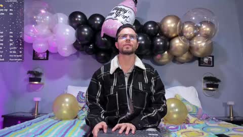 Snapshot of ethan_adam chatting on 12/31/24, 12:00 ADAM TAYLOR ETHAN CAMBAL INDEPENDENT MODELS online show from 12/31/24, 12:00