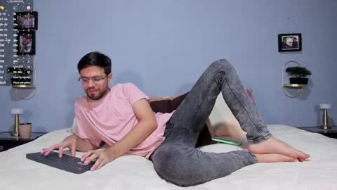 Snapshot of ethan_adam chatting on 01/03/25, 11:23 ADAM TAYLOR ETHAN CAMBAL INDEPENDENT MODELS online show from 01/03/25, 11:23