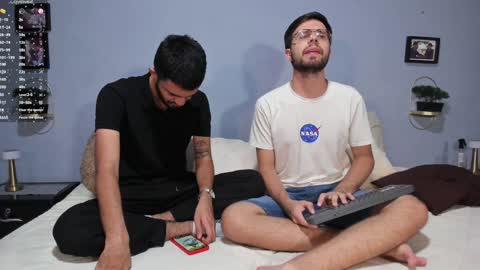 Snapshot of ethan_adam chatting on 01/16/25, 02:09 ADAM TAYLOR ETHAN CAMBAL INDEPENDENT MODELS online show from 01/16/25, 02:09