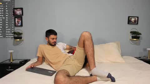 Snapshot of ethan_adam chatting on 01/17/25, 02:29 ADAM TAYLOR ETHAN CAMBAL INDEPENDENT MODELS online show from 01/17/25, 02:29