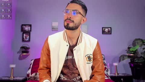 Snapshot of ethan_adam chatting on 02/04/25, 09:31 ADAM TAYLOR ETHAN CAMBAL INDEPENDENT MODELS online show from 02/04/25, 09:31