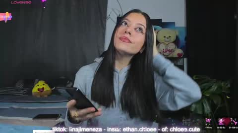 Snapshot of ethan_chloee chatting on 02/02/25, 03:43 Chloe Ethan online show from 02/02/25, 03:43