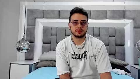 ethan_greys online show from 11/25/25, 04:12