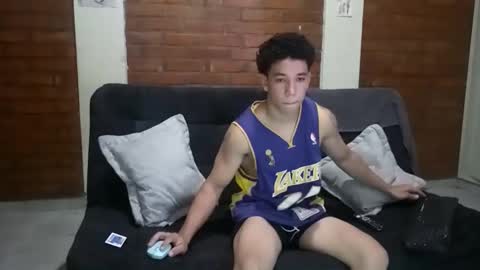 Snapshot of ethan_noir chatting on 12/23/24, 11:17 Ethan Noir online show from 12/23/24, 11:17