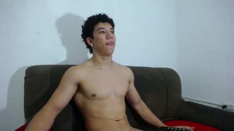 Snapshot of ethan_noir chatting on 02/24/25, 11:52 Ethan Noir online show from 02/24/25, 11:52