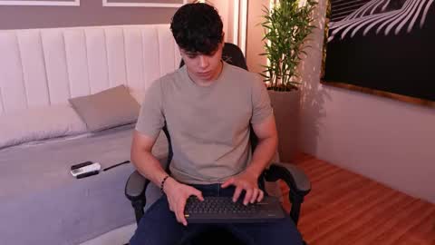 ethan_occonor online show from 10/23/25, 12:59