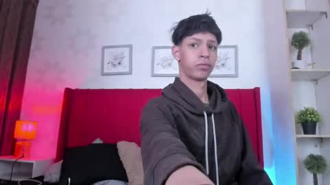 Snapshot of ethan_qop chatting on 03/31/26, 11:10 Ethan online show from 03/31/26, 11:10