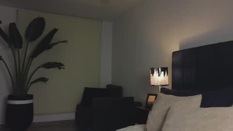 Joan online show from 01/12/25, 03:28