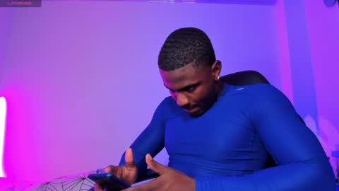 ethan travis online show from 12/02/24, 11:51