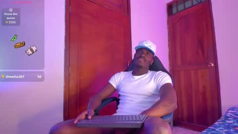 ethan travis online show from 10/18/25, 08:09