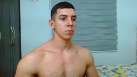 ethan_wright_ online show from 11/25/25, 02:33