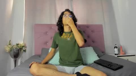 ethanblackwoodd online show from 10/09/25, 07:45