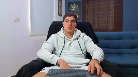 ethangreey1 online show from 03/27/26, 05:34