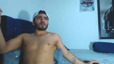 Snapshot of ethanhairy chatting on 01/27/25, 08:17 Ethan online show from 01/27/25, 08:17