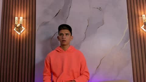 ethanhot_os online show from 04/08/26, 07:03