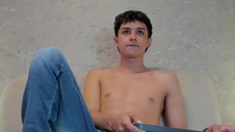 ethanlowell online show from 03/09/25, 02:50