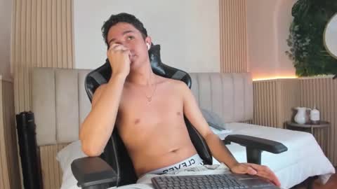 ethanlowell online show from 03/24/26, 08:58